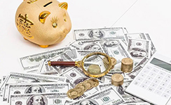 美联储宽松预期支撑黄金 白银逼近历史高点